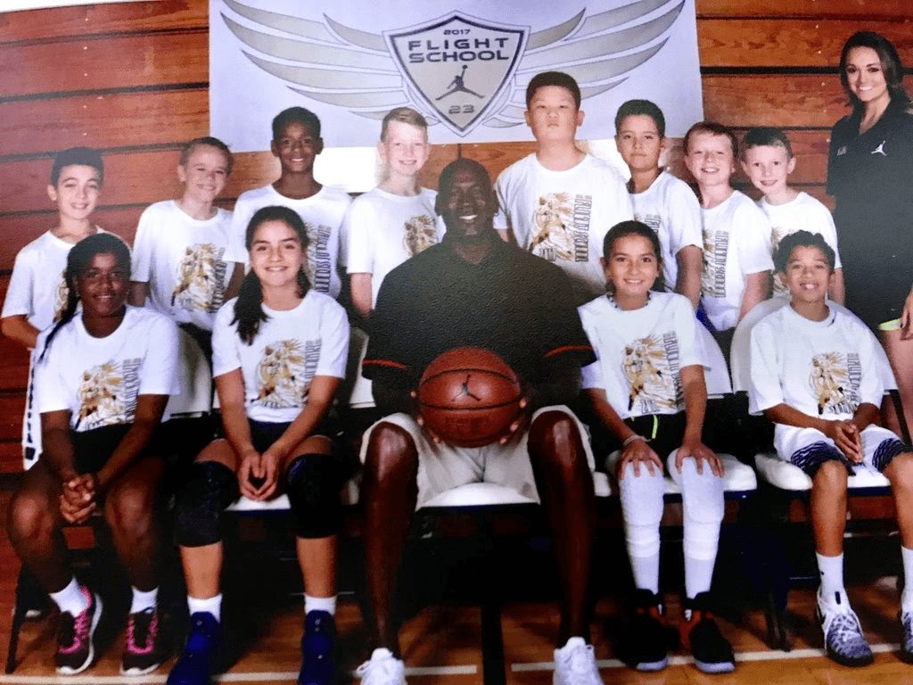 Hoop Dreams youth team photo